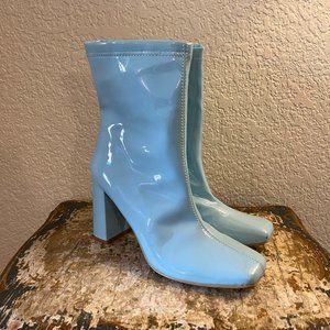 Blue patent leather booties, Size 6.5W